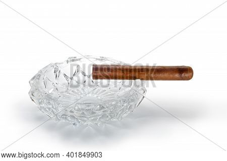 Close Up View Of Nice Robusto Cuban Cigar And Ashtray On White Back