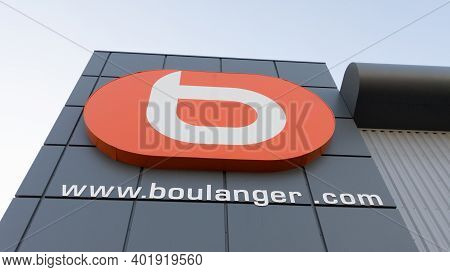 Bordeaux , Aquitaine  France - 12 28 2020 : Boulanger Orange Sign Text And Brand Logo Of Shop French