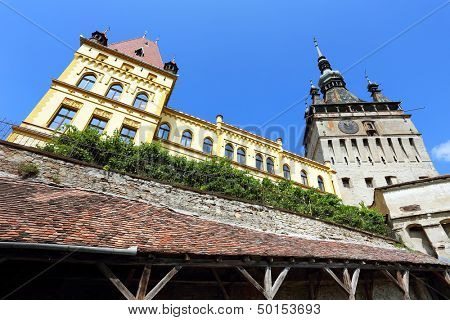 รายละเอียดงานสถาปัตยกรรมในเมืองยุคกลาง Sighisoara ทรานซิลเวเนีย โรมาเนีย