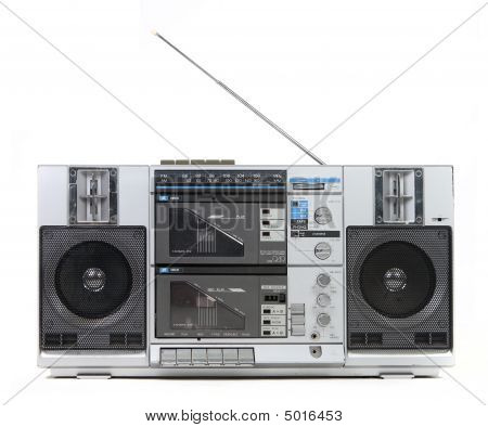Vista frontale di un registratore di nastro Vintage Boom Box