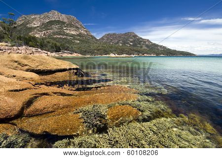 Honeymoon bay, Freycinet National Park, Tasmania, Australia