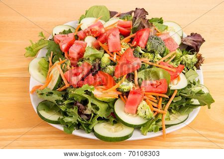 Green Salad With Red Tomatoes
