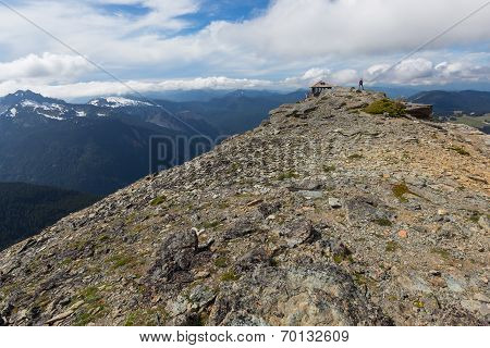 A view of the Cascade mountain range beyond Mt. Freemont Lookout in Mt. Rainier National Park, Washi