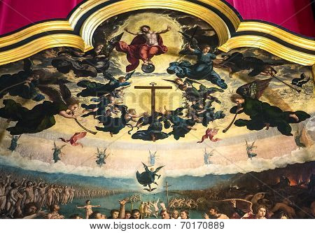 Interiors of Notre dame d'Anvers cathedral, Anvers, Belgium