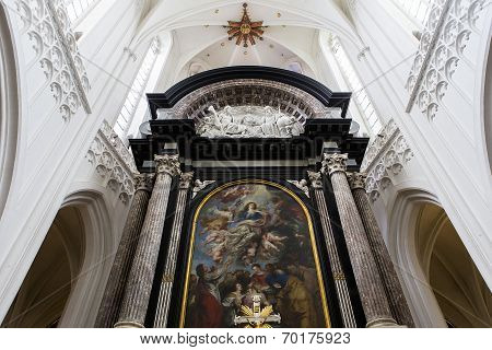 Interiors of Notre dame d'Anvers cathedral, Anvers, Belgium