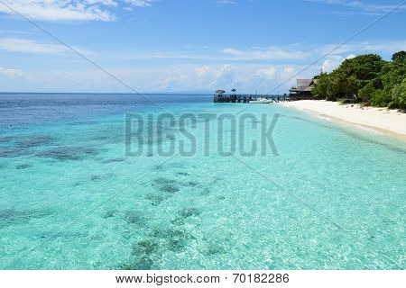 peaceful tropical island resort, vacation destination
