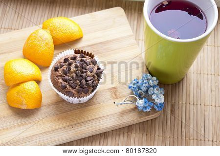 Chocolate cake and orange slices
