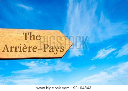 Wooden arrow sign pointing touristic destination
