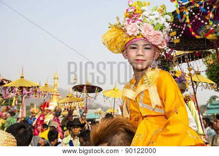 Mae Hong Son, Thailand - April 5, 2015: Unidentified Child And People In Poy Sang Long Festival On A