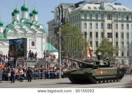 The Armata is a advanced heavy military tracked vehicle platform. Victory Day Parade to commemorate