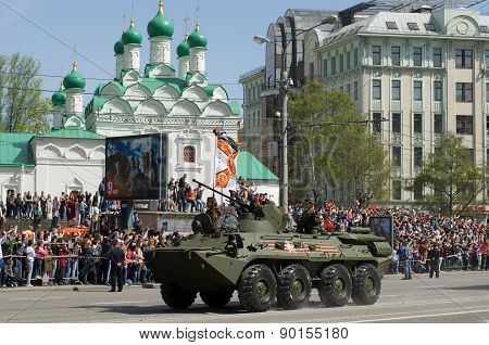 The BTR-80 is an 8x8 wheeled amphibious armoured personnel carrier. Victory Day Parade to commemorat