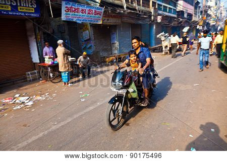 Chawri Bazar Is A Specialized Wholesale Market Of Brass, Copper And Paper Products. [1] Established