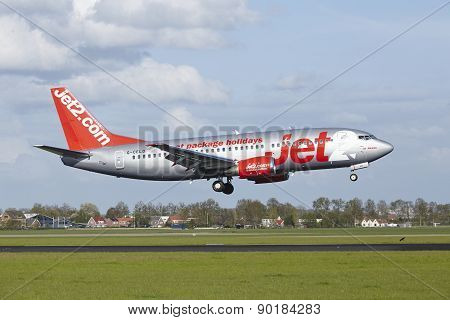 Amsterdam Airport Schiphol - Boeing 737 Of Jet2 Lands