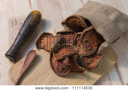 Dried Bale Fruit . Bale fruit is tropical fruit with hard exterior cover. The fruit has medicinal va