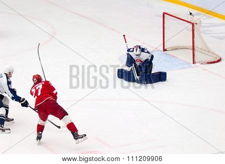 Y. Koksharov (27) Attack The Gate