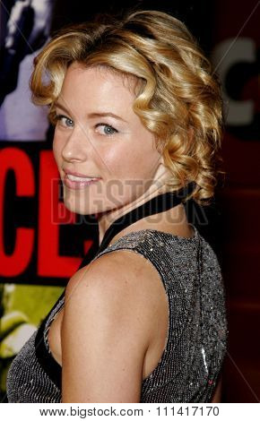 Elizabeth Banks attends the World Premiere of 