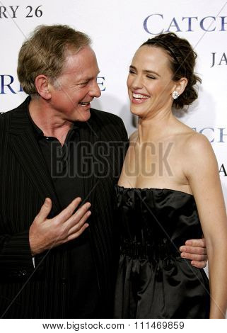 Jennifer Garner and Victor Garber attend the Los Angeles Premiere of 