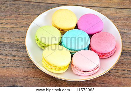 Sweet and Colourful French Macaroons