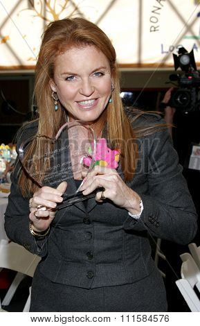 LOS ANGELES, CA - NOVEMBER 15, 2005: The Dutchess of York Sarah Ferguson at the 2005 World Children's Day at the Ronald McDonald House in Los Angeles, USA on November 15, 2005.
