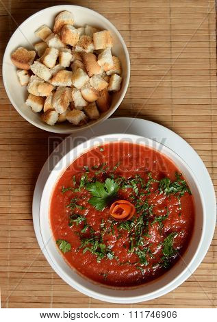tomato soup with croutons