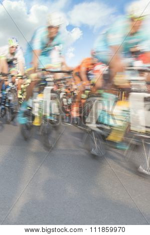 Cyclists, Motion Blur