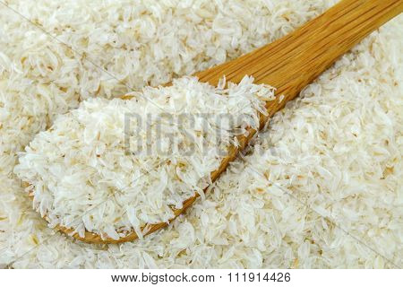 A spoon of dried psyllium husk fiber to relieve constipation, irritable bowel syndrome