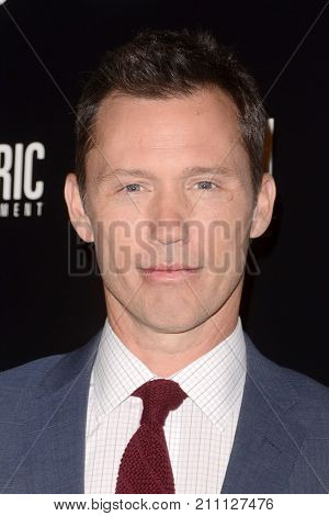 LOS ANGELES - OCT 24:  Jeffrey Donovan at the 