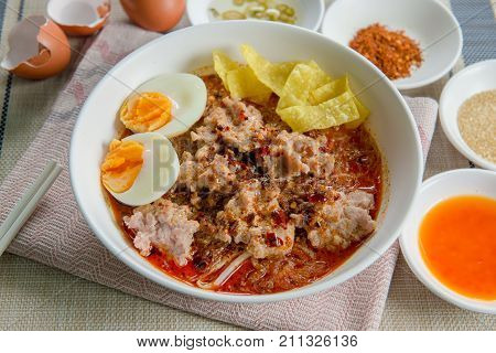 Tomyam Noodles