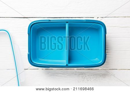 Photo of blue lunchbox with lid