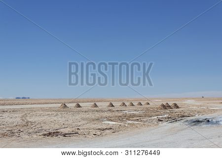 Salt Manufacturing In The Salar The Uyuni, Bolivia
