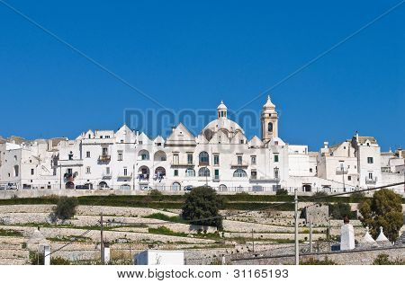 Vista panorâmica de Locorotondo. Puglia. Sul da Itália.