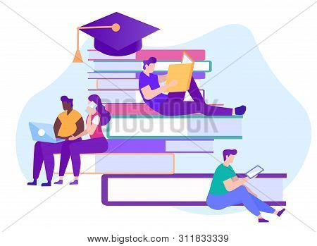 Distance Learning. Study Literature Independently. E-learning. Teamwork. New Technologies. Vector Il