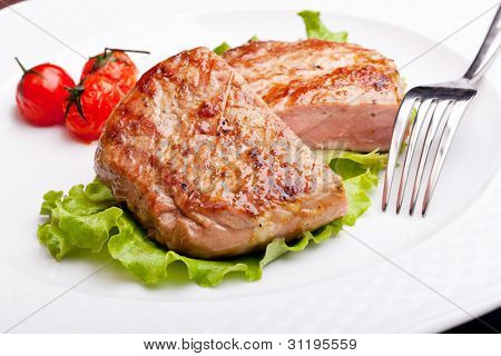 Bistecca alla griglia alla griglia a medie rare