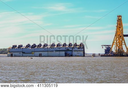 Brunswick, Georgia - January 14, 2021: The Mv Golden Ray Is A 200-meter-long Car Carrier That Capsiz