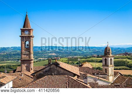 Govone, Italy - Circa August 2020: Piedmont Hills In Italy, Monferrato Area. Scenic Countryside Duri