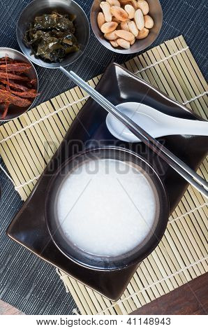 congee with dried beef, peanuts, preserve turnips and sea weeds