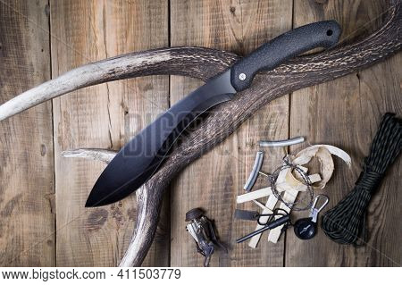 Black Machete For Chopping Wood. Black Machets For Agricultural Work.