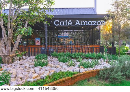 Kanchanaburi,thailand - February 14, 2021 : Beautiful Garden Decoration Of Cafe Amazon Coffee Shop A