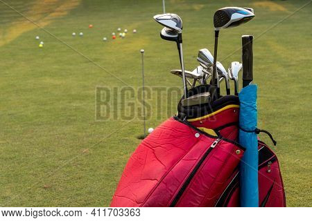 Golf Bag Golf Clubs Image & Photo (Free Trial) | Bigstock
