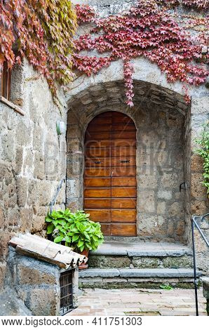 Buildings Of The Village Of Civita Di Bagnoregio, Lazio, Italy