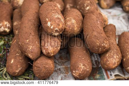 Raw Organic Cassava (manioc, Manioc, Cassava, Brazilian Cuisine).