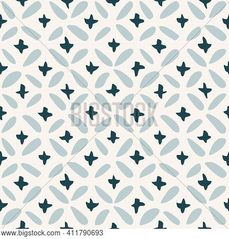 Hand-drawn Artistic Boho Diamonds Pattern Vector Seamless Pattern. Traditional Craft Ethnic Fashion 