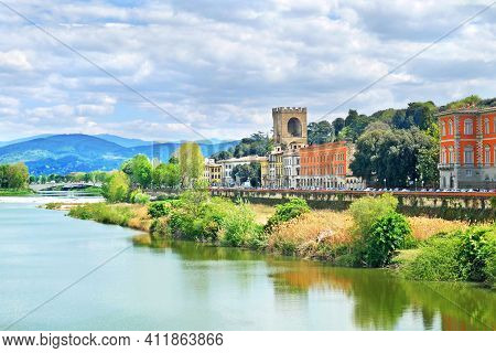 Bulding Near Over Arno River In Florence, Tuscany, Italy. Florence Cityscape. Florence Architecture