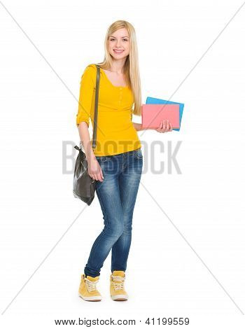 10 代の学生の女の子の本の完全な長さの肖像画
