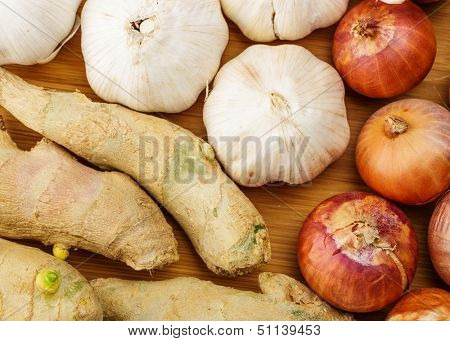 Group of ginger, garlic and allium ascalonicum