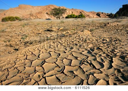 Rio seco, deserto do Namibe, Namíbia