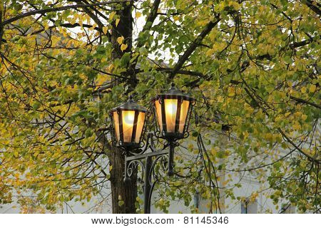 Street lamp