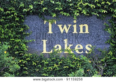 Twin Lakes Neighborhood Entry Sign