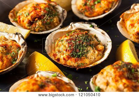 Homemade Baked Clams With Lemon