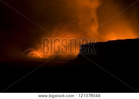 hawaiian lava erruption